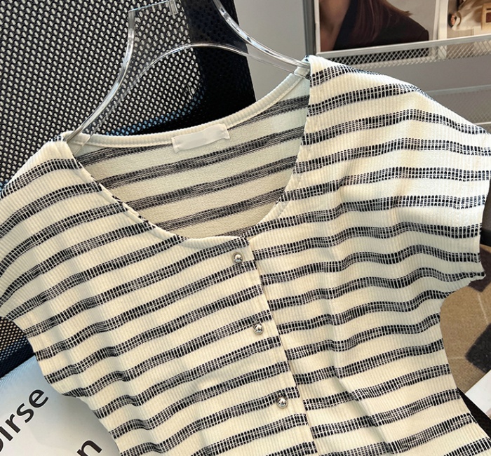 V-neck Korean style slim breasted stripe T-shirt