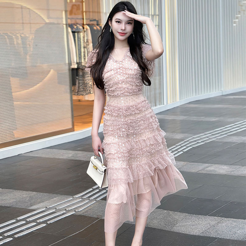 Sequins light luxury big skirt retro wood ear V-neck dress