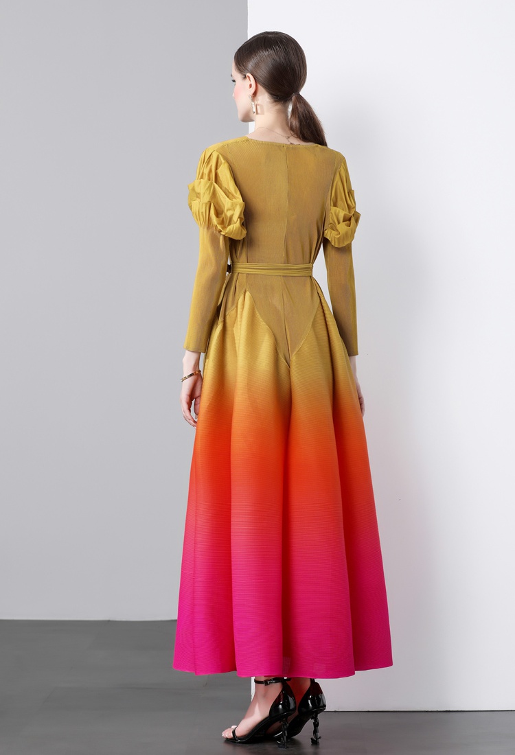 Discolor Pleats Please splice blooming crimp dress