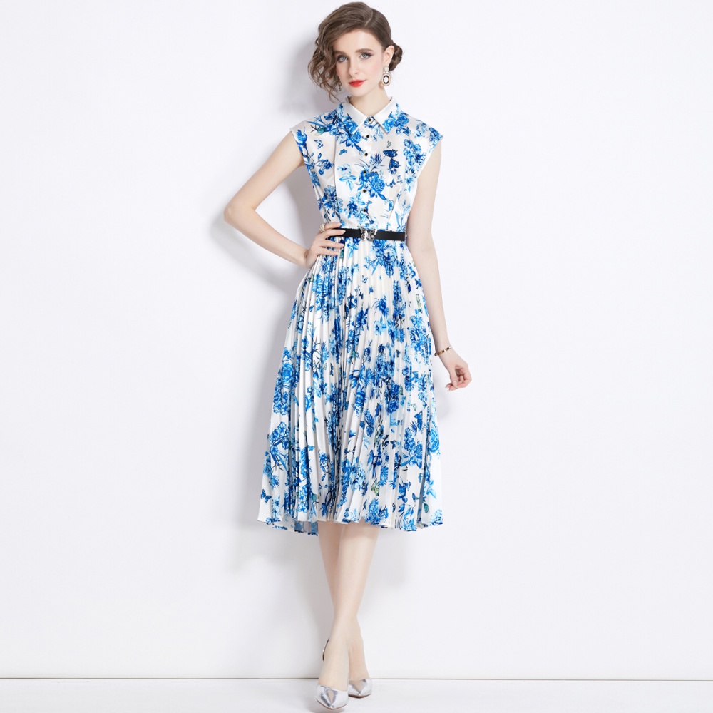 Sleeveless dress blue and white porcelain long dress