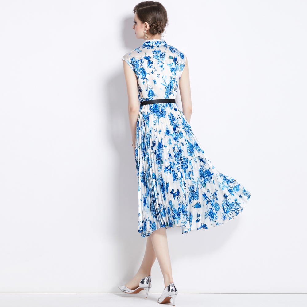 Sleeveless dress blue and white porcelain long dress