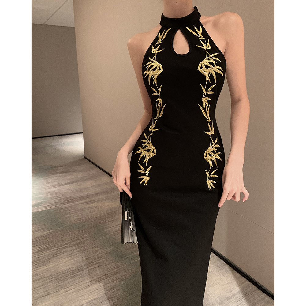 Embroidery temperament formal dress halter package hip dress