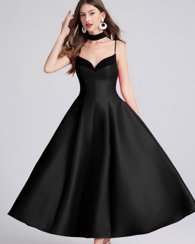 Big skirt slim velvet dress sling Hepburn style formal dress
