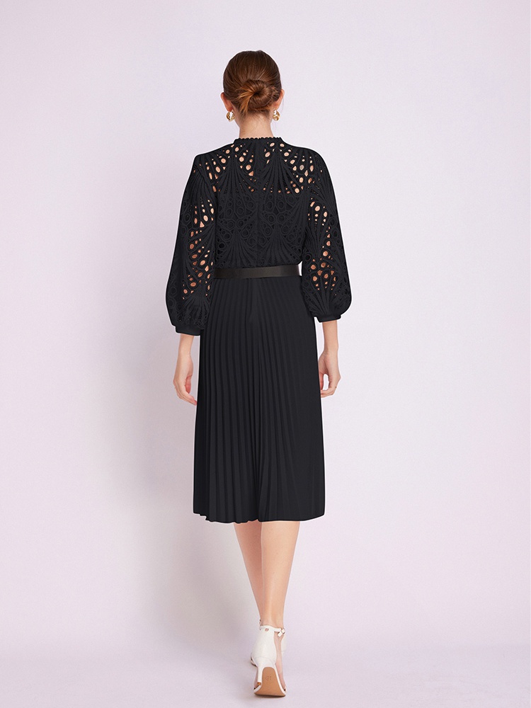 Crochet lace pleated hollow European style dress