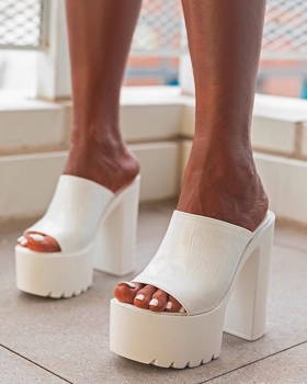 Fashion large yard platform open toe slippers for women