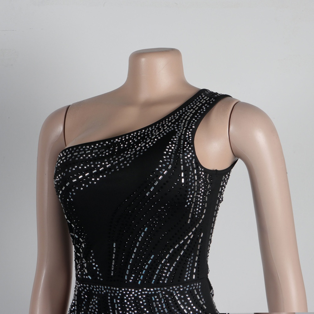 Sleeveless European style split rhinestone dress