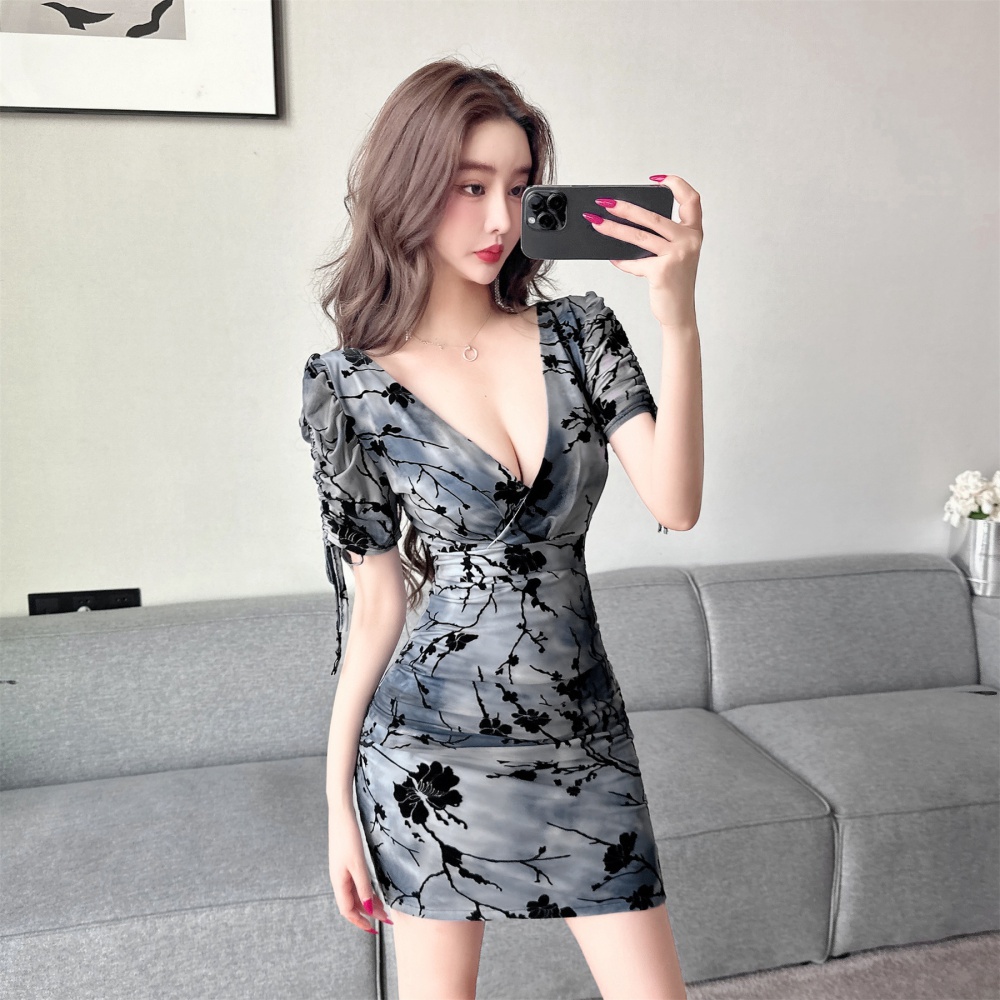 Bottoming package hip sexy V-neck short sleeve dress