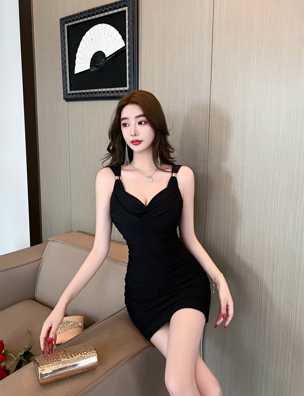 Low-cut short package hip sexy gauze sling dress