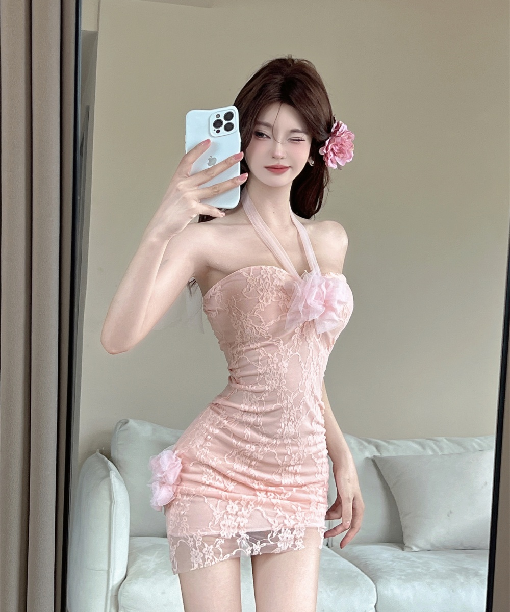 Lace halter pinched waist package hip dress