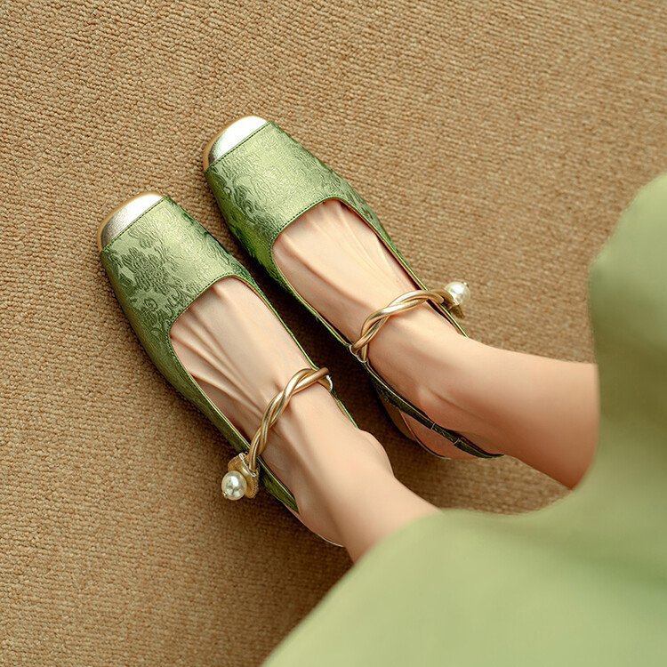 Low square head sandals Chinese style fashion shoes