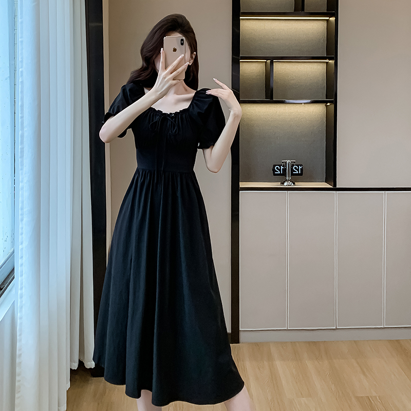 Light luxury wear black Hepburn style dress