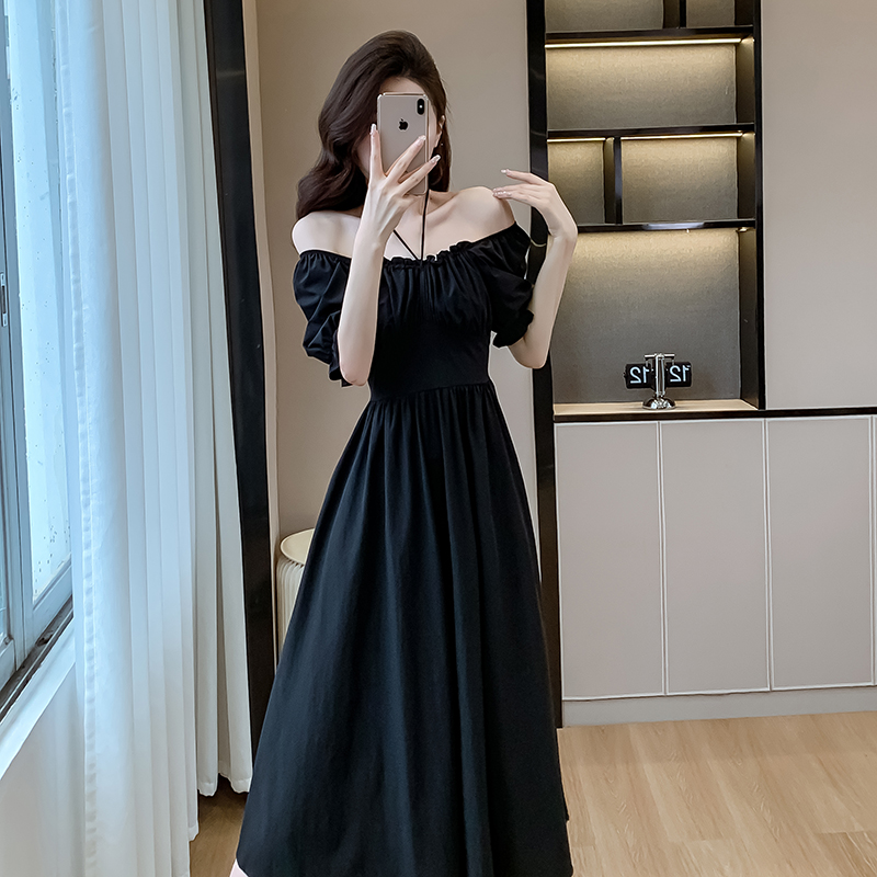 Light luxury wear black Hepburn style dress