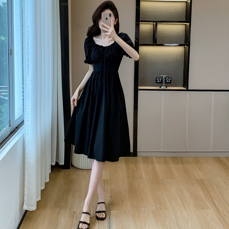 Light luxury wear black Hepburn style dress