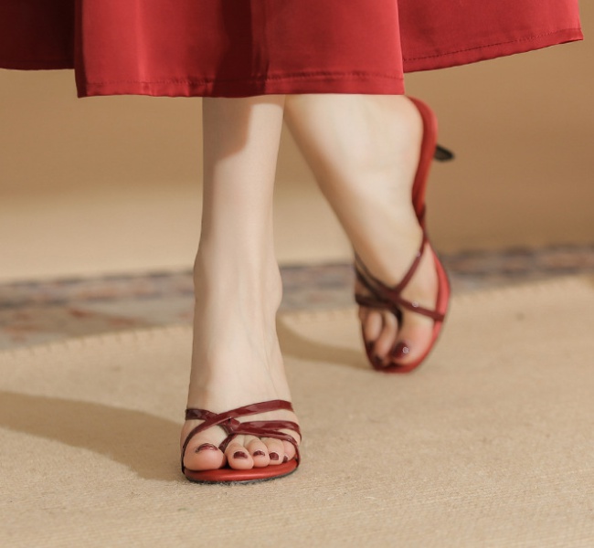 Summer wears outside sandals fine-root slippers for women