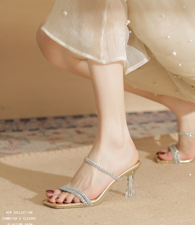 High-heeled sandals wears outside slippers for women