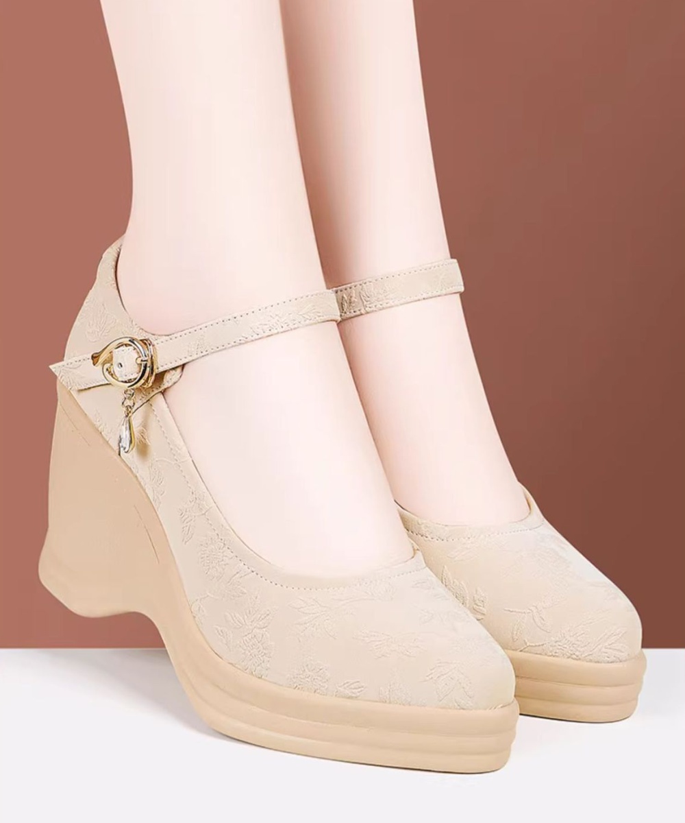 Collocation slipsole platform embroidery shoes