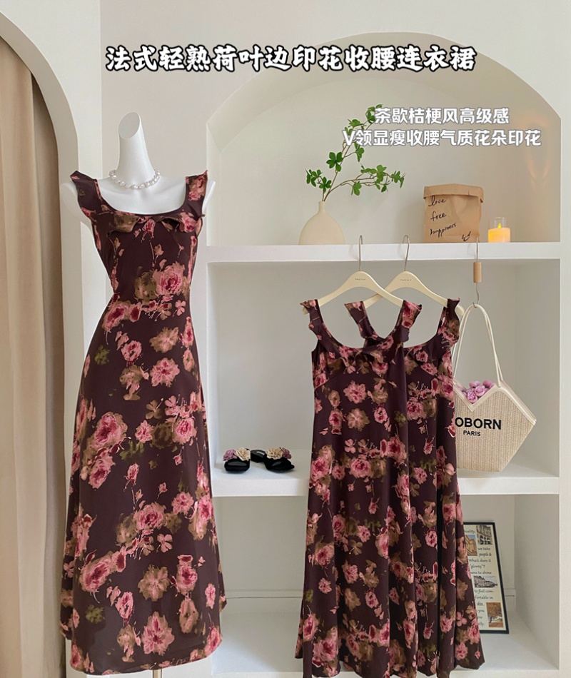 Summer fairy tale fawn low round neck printing dress