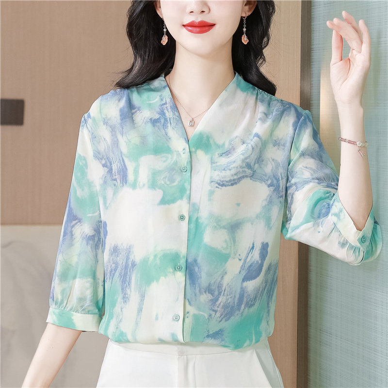 Real silk spring and summer tops green T-shirt for women