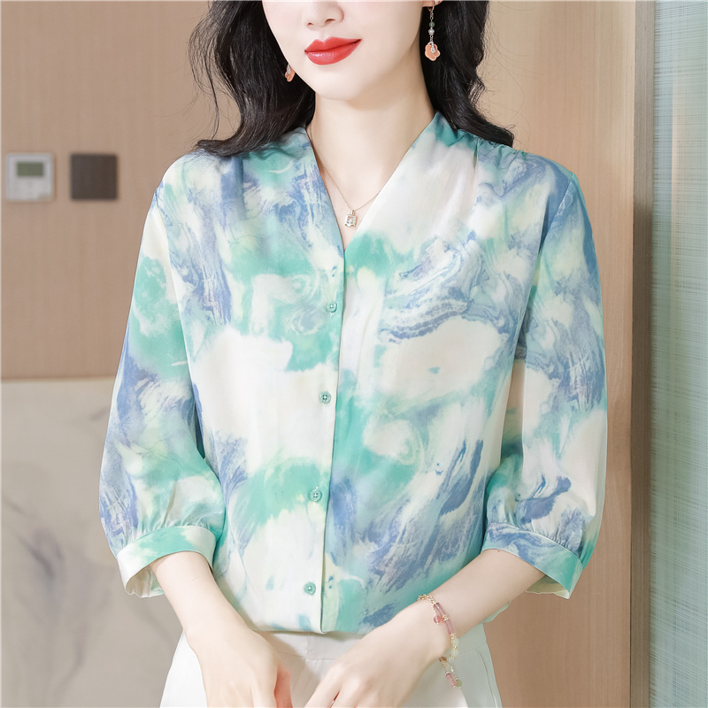 Real silk spring and summer tops green T-shirt for women