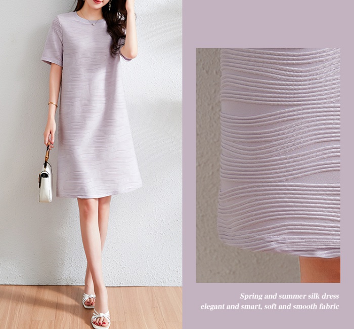 Simple long spring knitted A-line micro-bomb dress for women