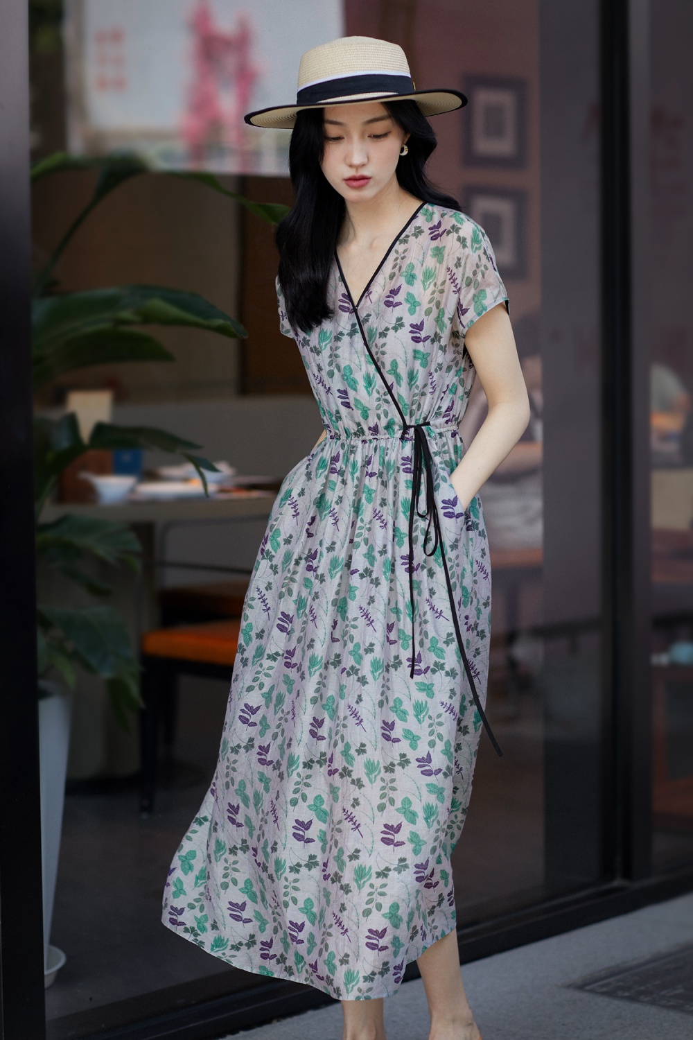 Printing temperament V-neck dress for women