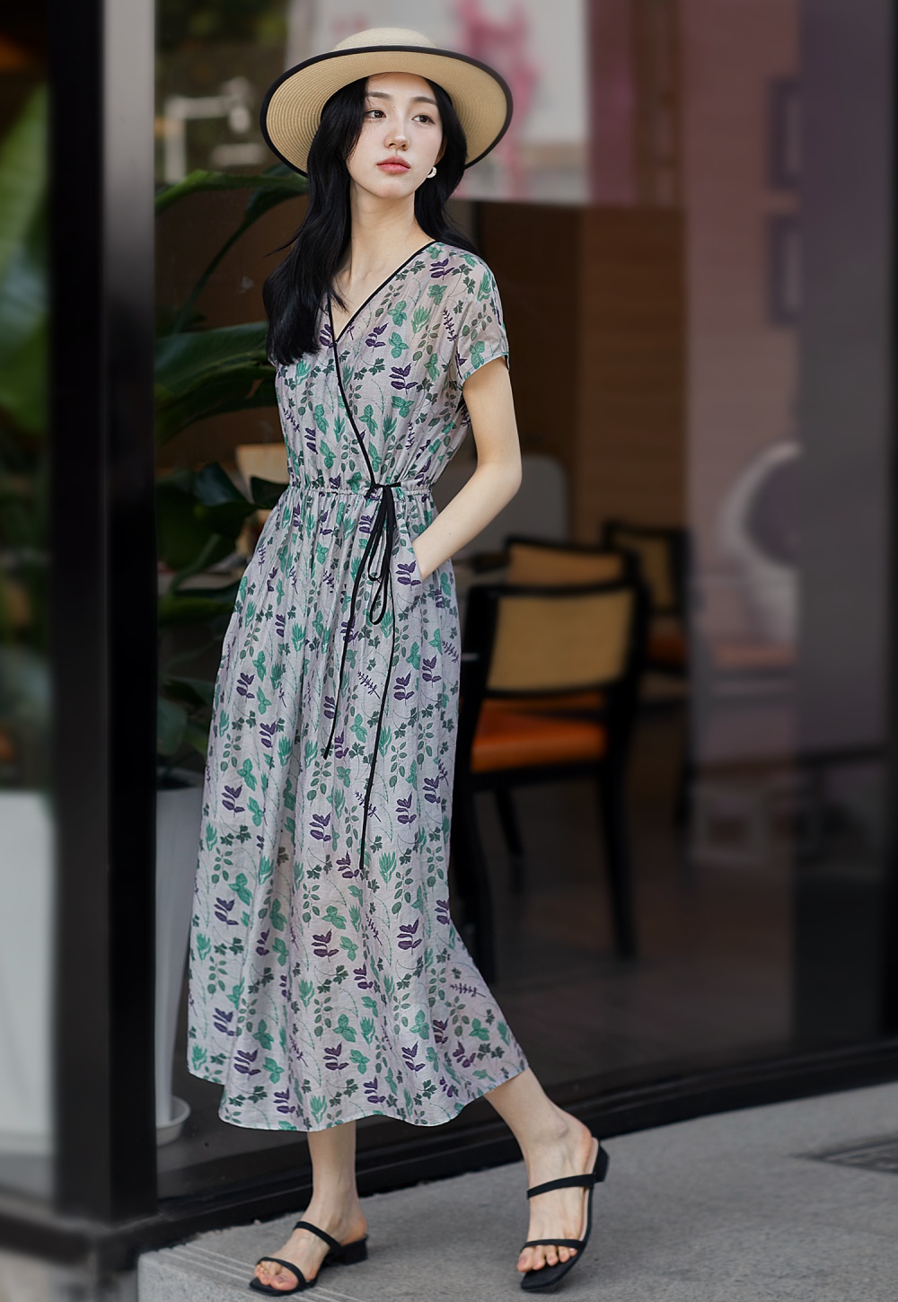 Printing temperament V-neck dress for women