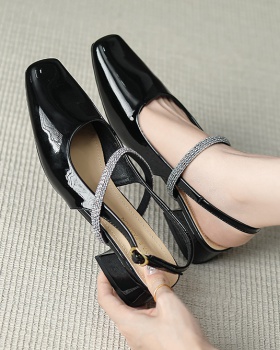 Square head thick sandals low France style shoes for women