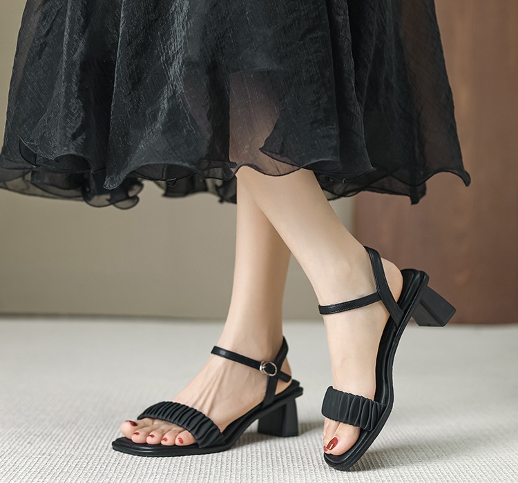 Thick summer sandals fashion high-heeled shoes