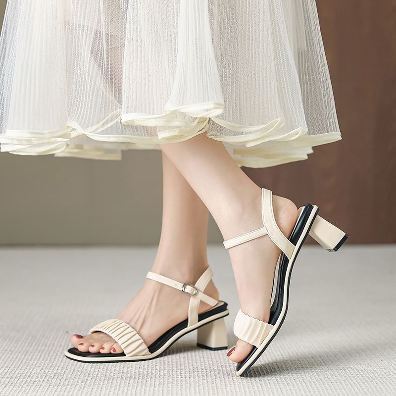 Thick summer sandals fashion high-heeled shoes