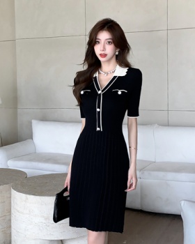 Knitted black France style slim dress for women
