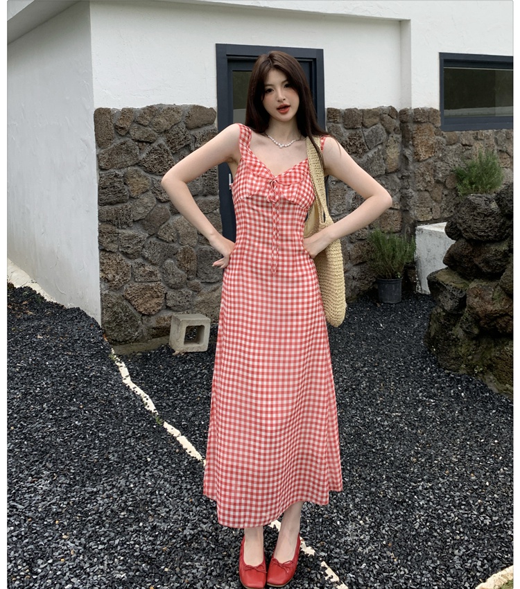 Summer pinched waist slim red sling vacation plaid dress for women