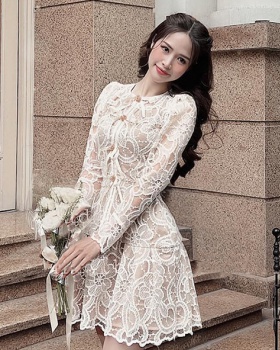 Round neck spring embroidery temperament lace niche dress