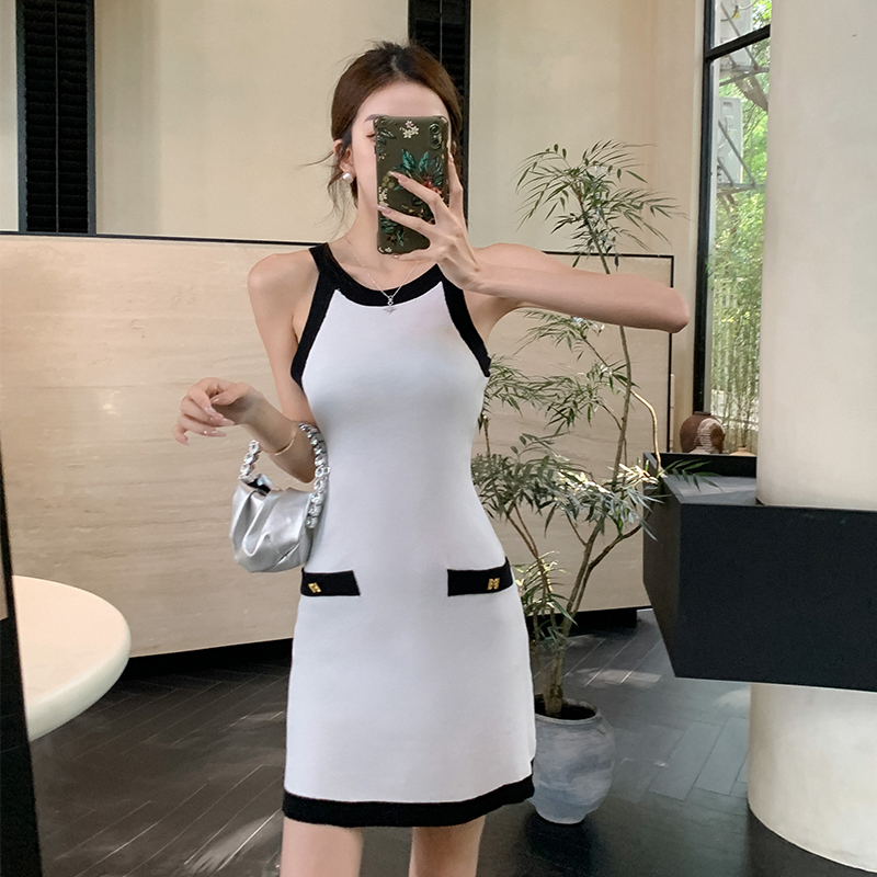 White fashion package hip T-back sleeveless Korean style dress