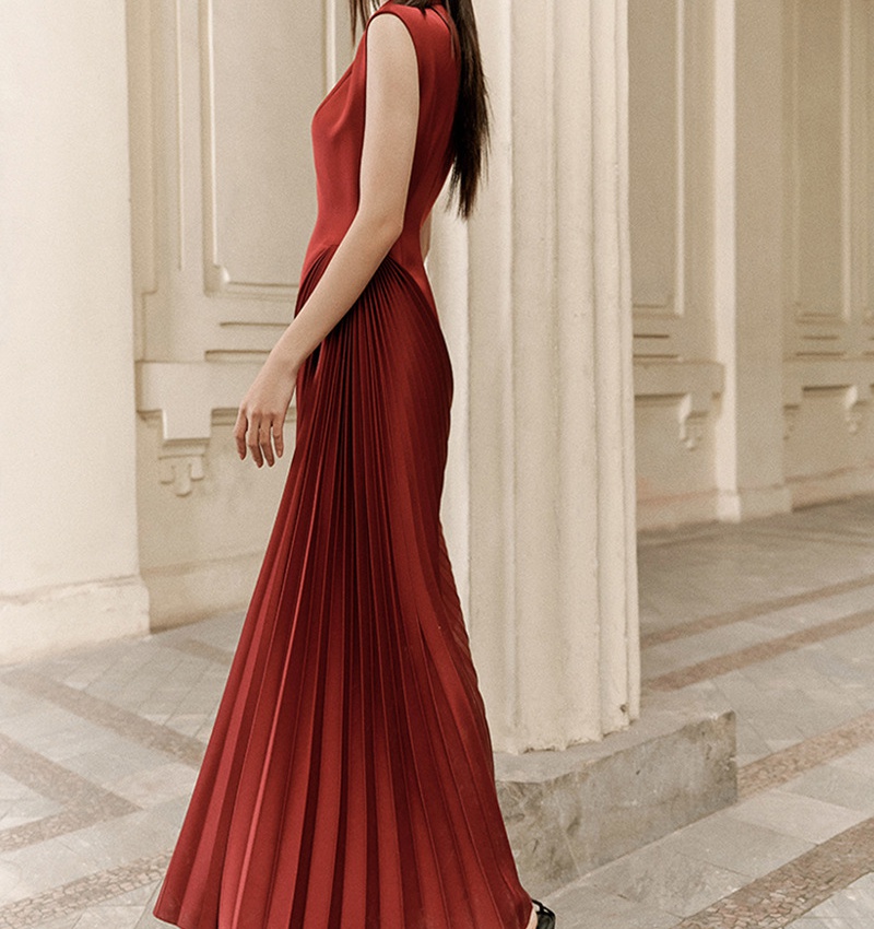 Wine-red winter evening dress spring irregular dress