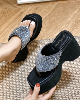 Wears outside platform soles sandals sequins flip-flops