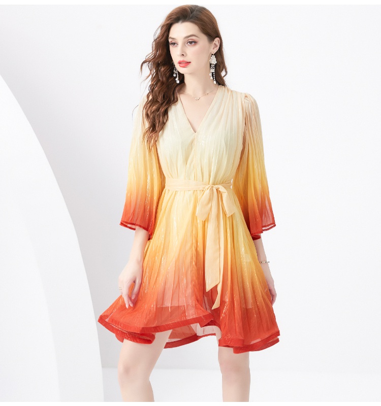 Mini wavy edge pleated trumpet sleeves V-neck dress