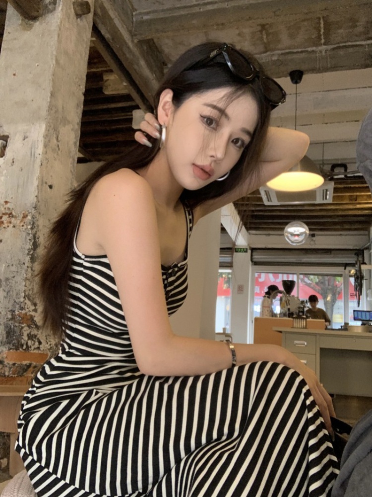 Sleeveless stripe long dress tender Casual dress