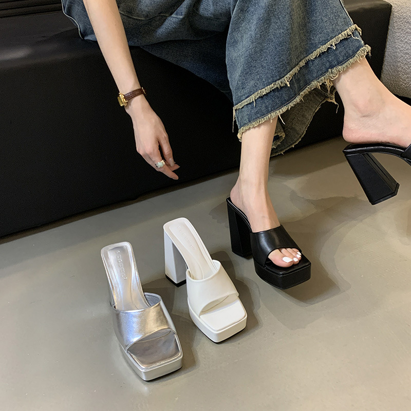 Thick platform wears outside shoes for women