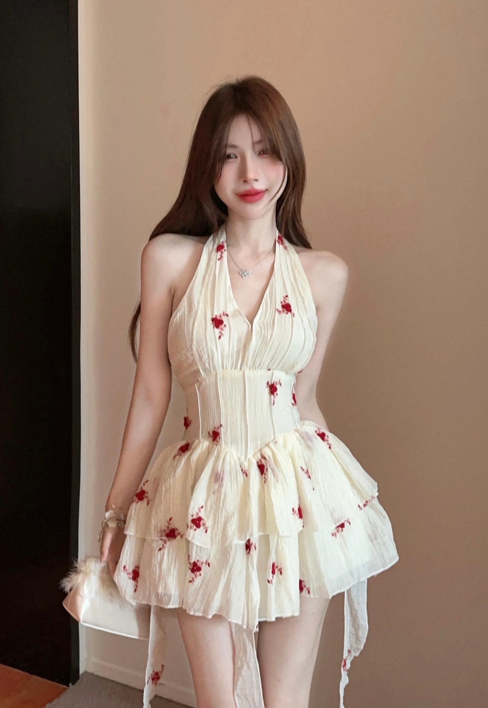 Halter repair waist irregular V-neck embroidered dress