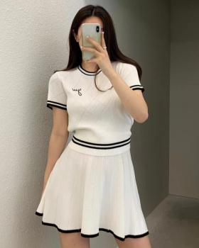 Short sleeve short skirt Korean style tops a set
