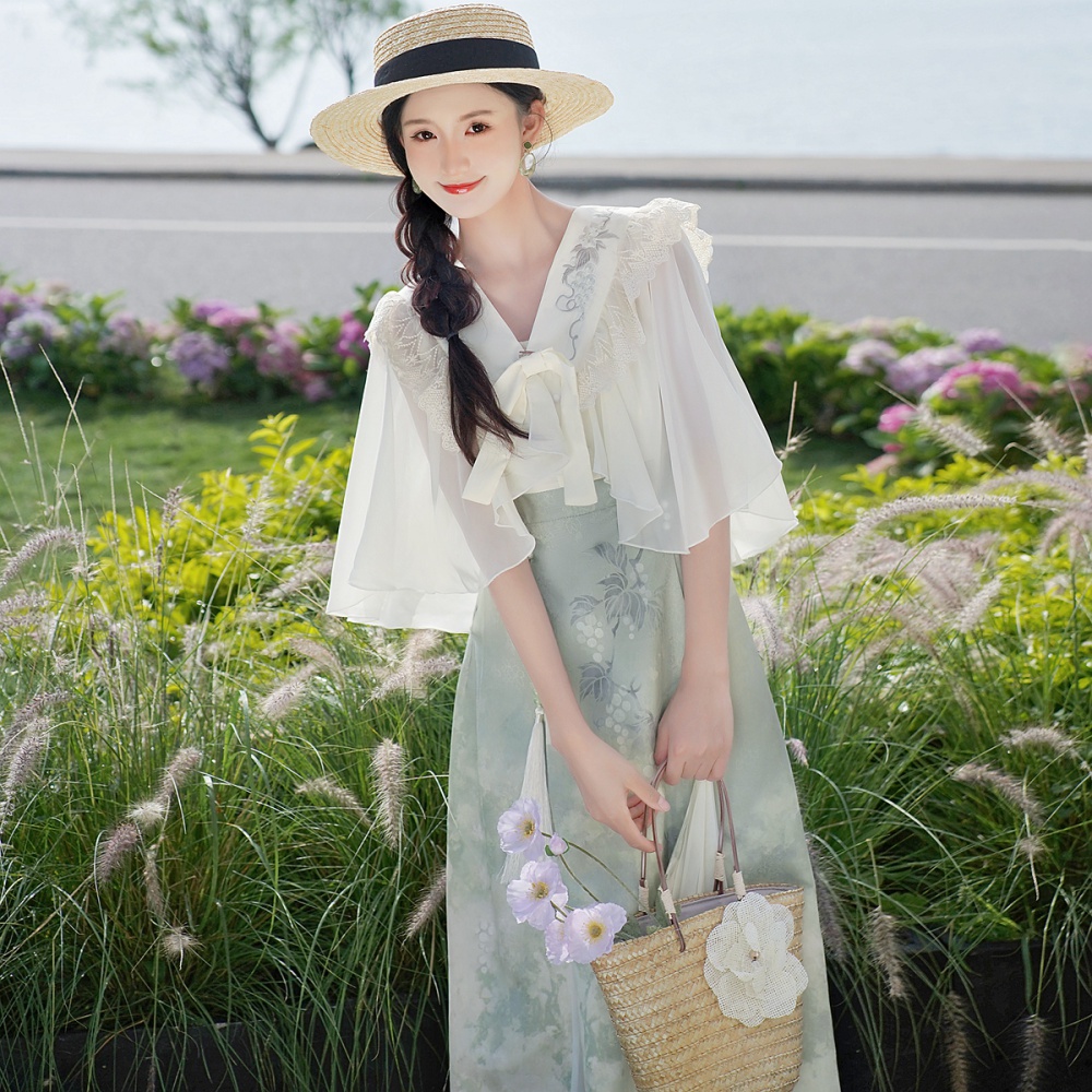 Thin spring and summer dress a set for women