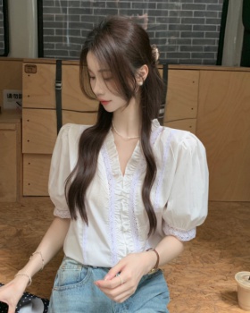 Temperament Korean style V-neck sweet shirt