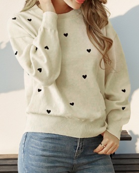 European style autumn heart sweater for women