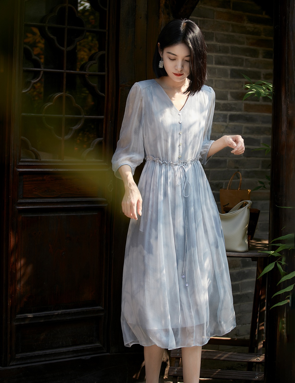 Silk printing pinched waist dress