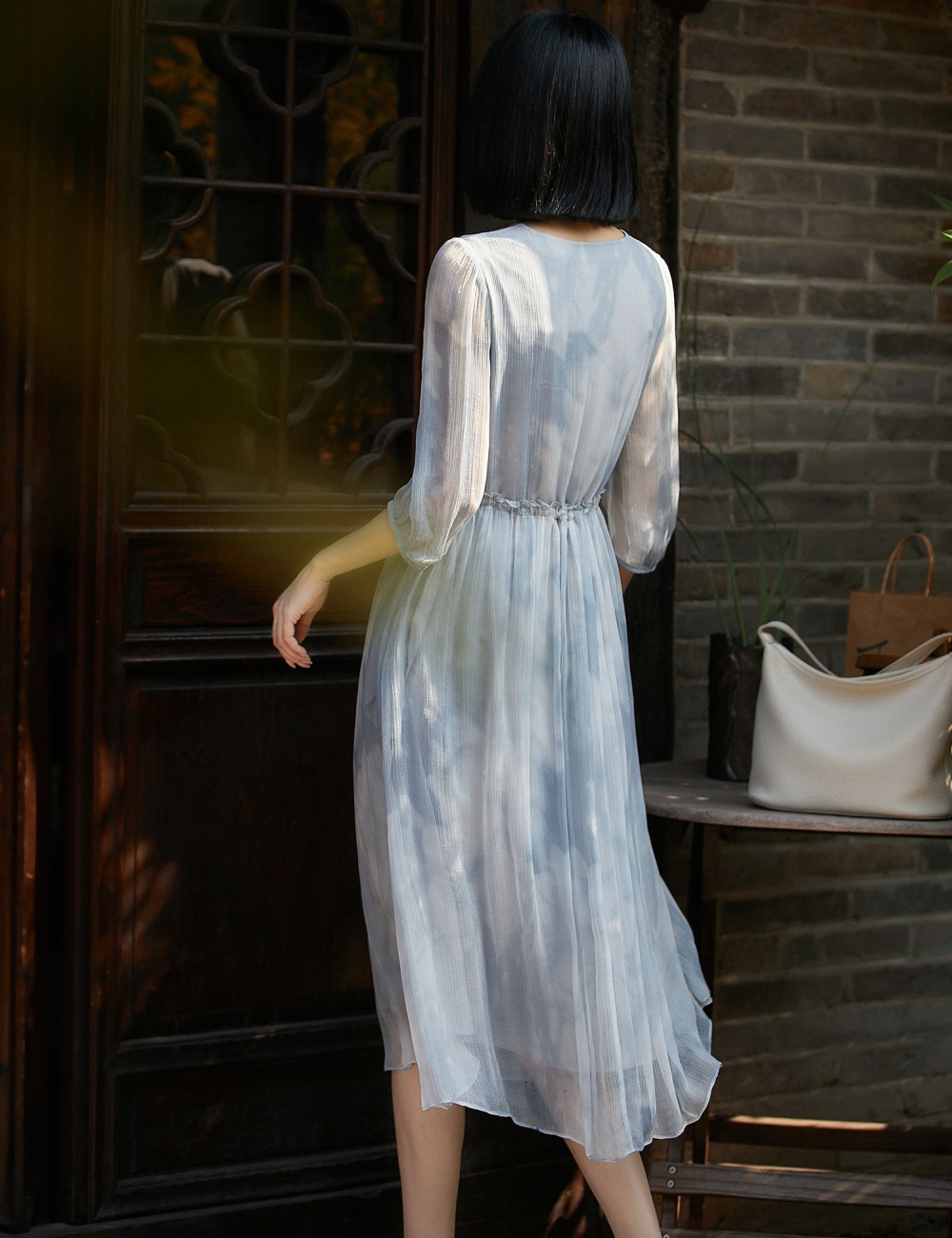 Silk printing pinched waist dress