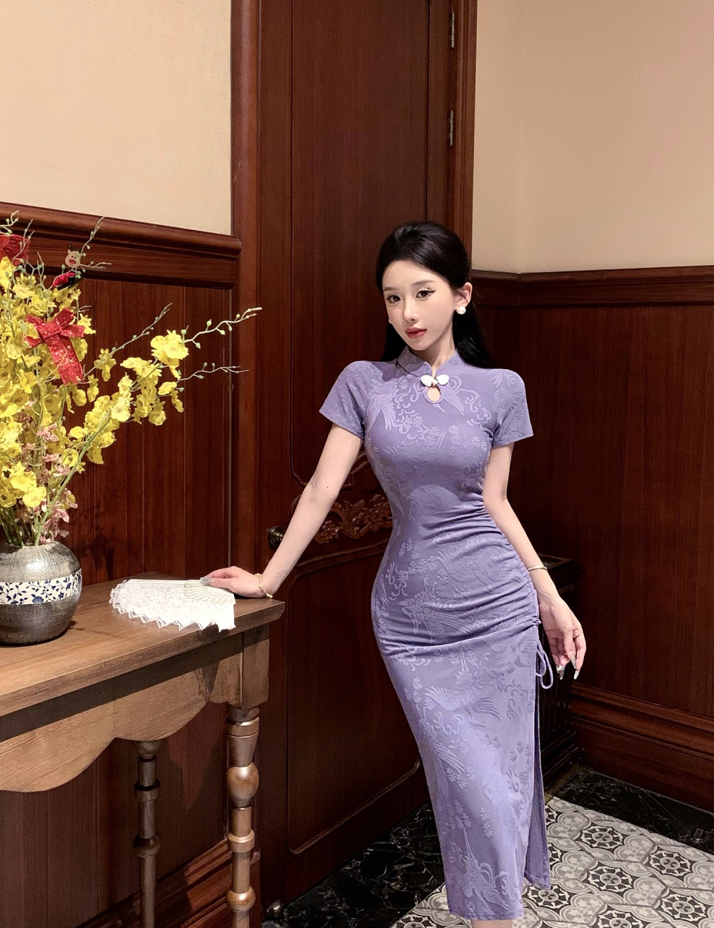 Short sleeve Chinese style tight cheongsam elegant long dress