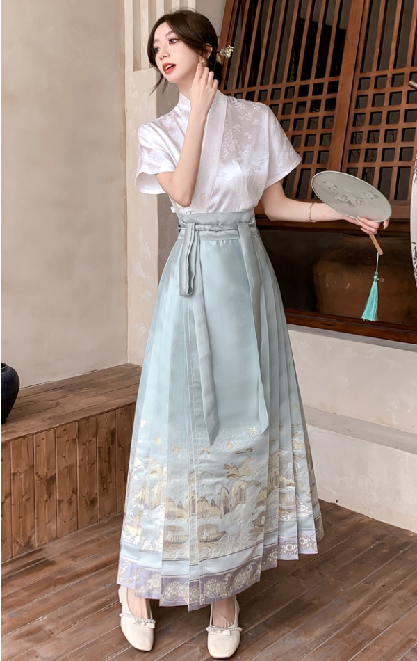 Small fellow tops Han clothing horse-face skirt a set