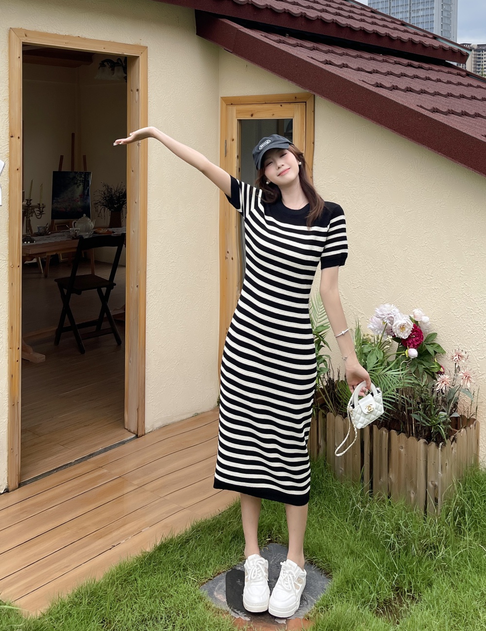 Slim pinched waist stripe knitted short sleeve dress