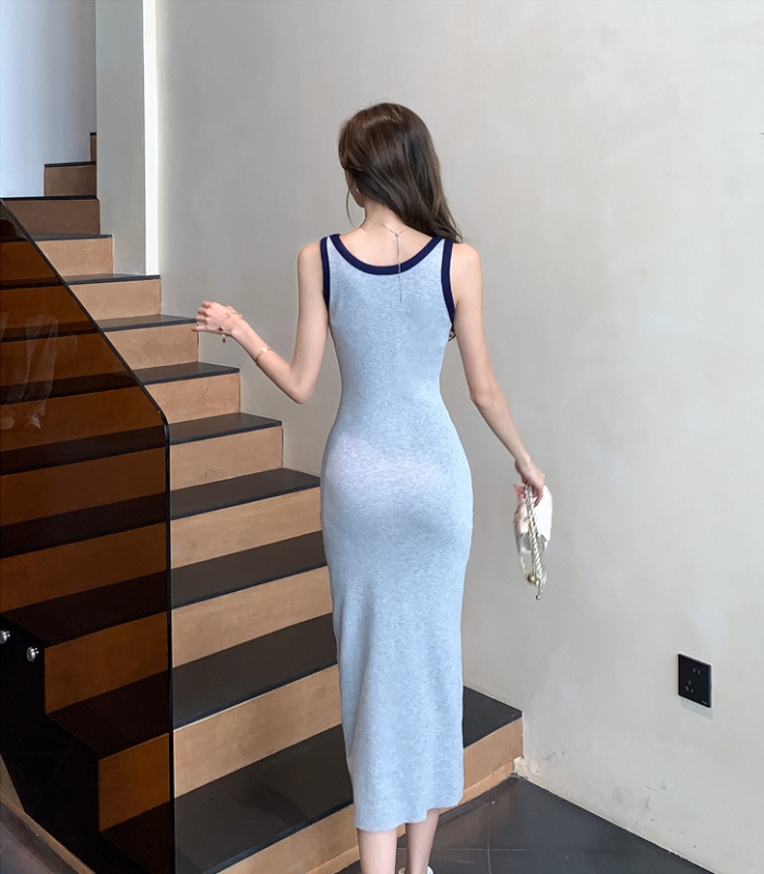 Slim long dress knitted sleeveless dress for women