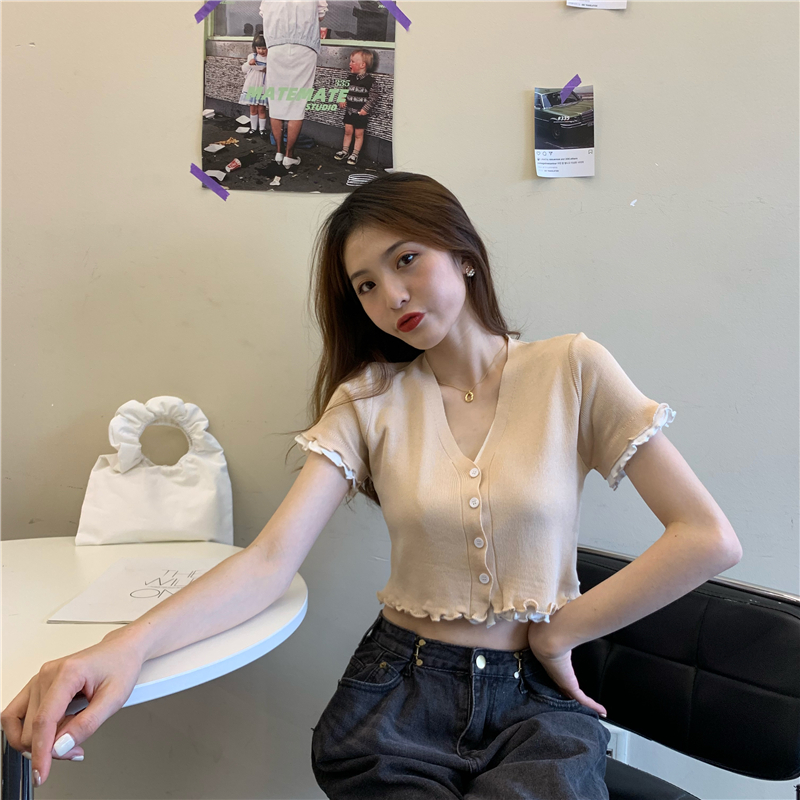 Short sleeve Pseudo-two breasted sweater wood ear short tops